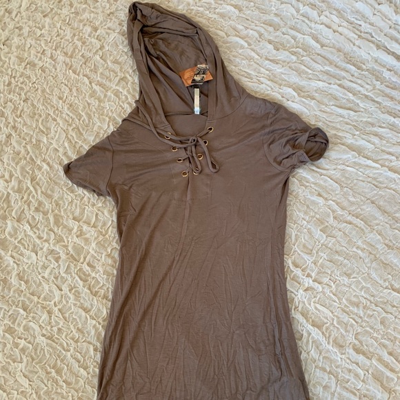 M extra stretchy camel lace up hoodie dress 🥰 - Picture 3 of 5